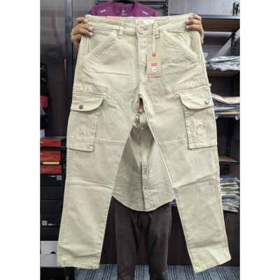 Levis Heavy Cargo (Biscuit)